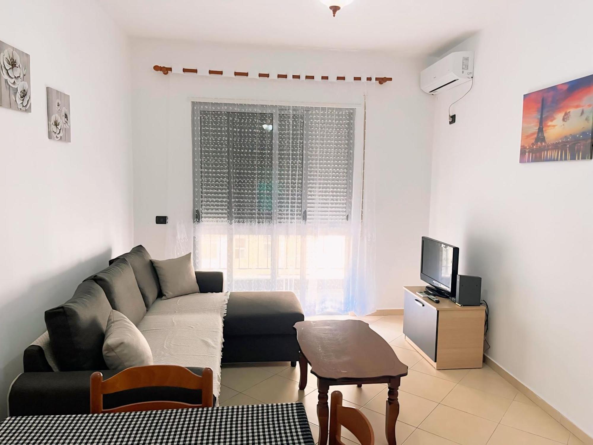 Gerald'S Central Apartments Vlorë Eksteriør billede