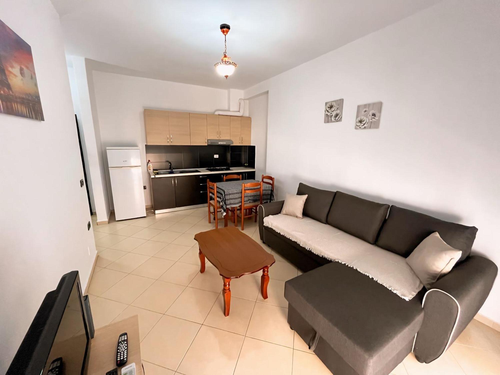 Gerald'S Central Apartments Vlorë Eksteriør billede