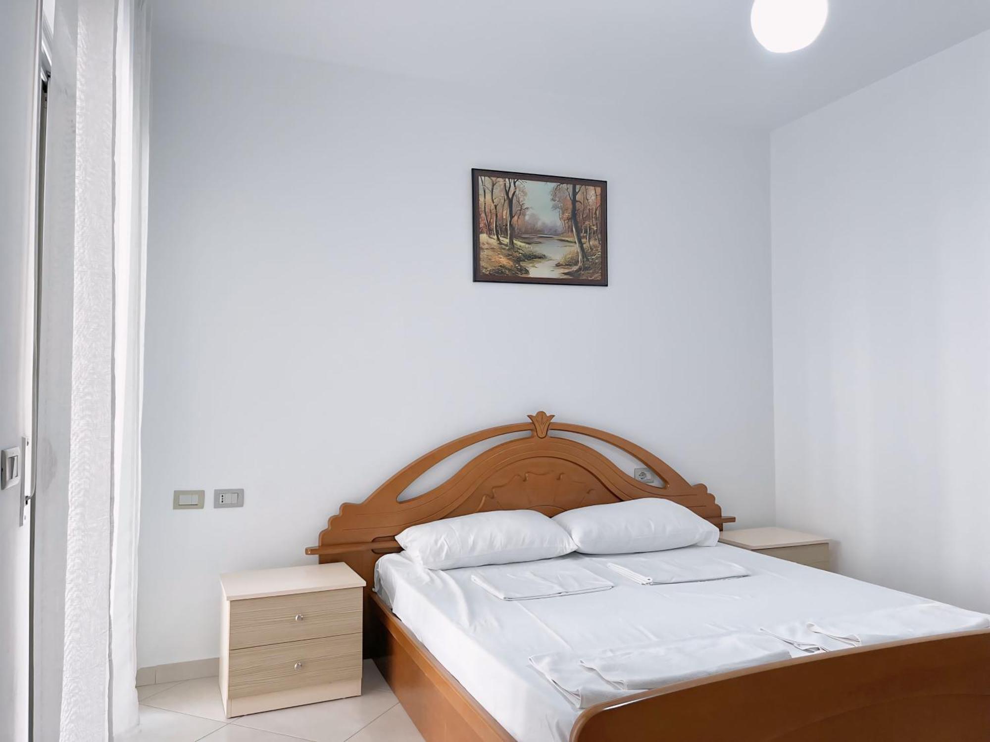 Gerald'S Central Apartments Vlorë Eksteriør billede