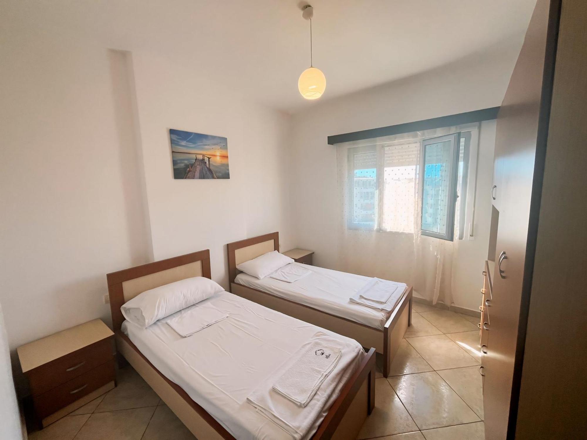 Gerald'S Central Apartments Vlorë Eksteriør billede